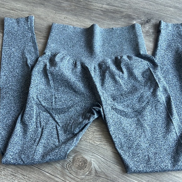 Seamless contour leggings - Picture 3 of 3